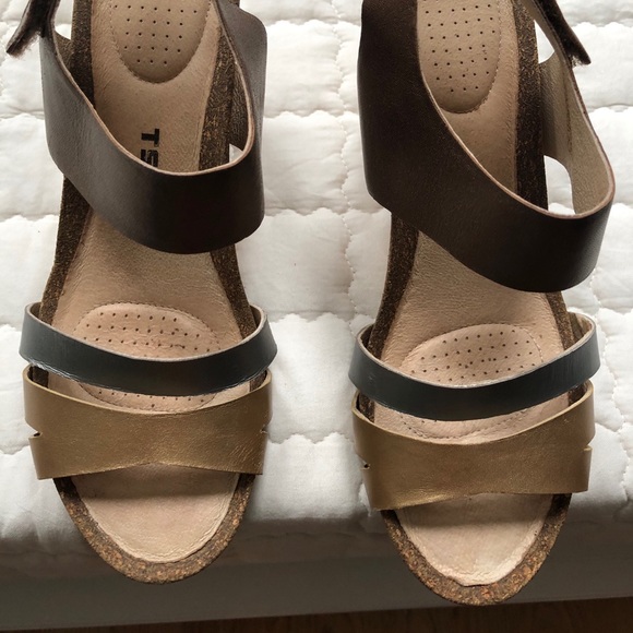 Summer sandals - Picture 2 of 10